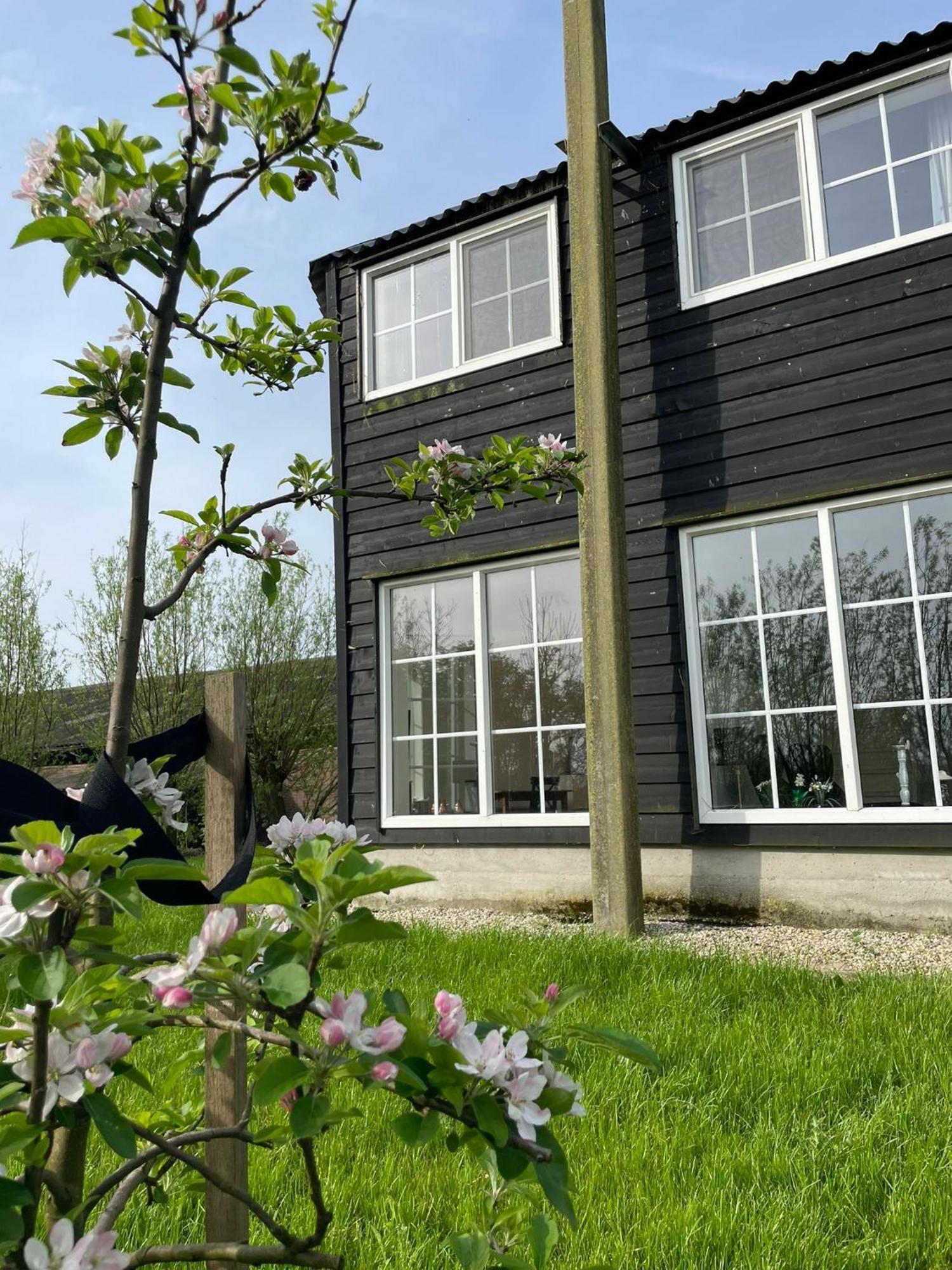 Blossom Barn Lodges Oudewater Ngoại thất bức ảnh